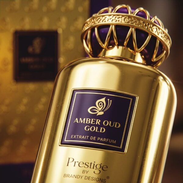 Amber Oud Gold Extrait de Parfum label and crown cap close-up